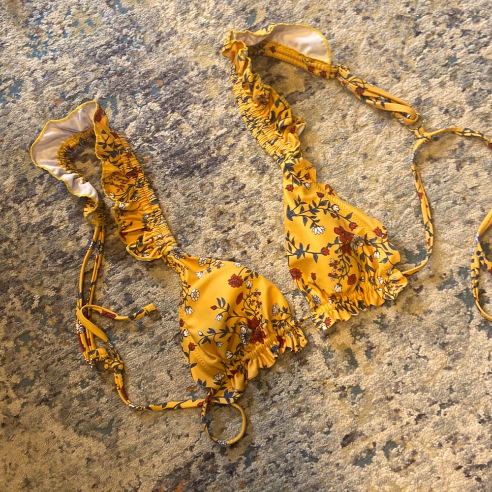 Zaful Floral Bikini Top